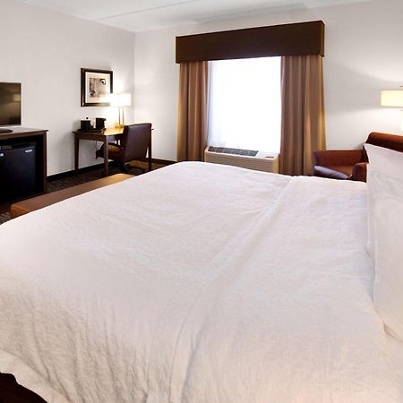 Hampton Inn Butler Buitenkant foto